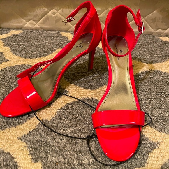 Worthington Red Ankle Strap pump heels - Picture 1 of 3